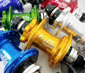 Race Hubs